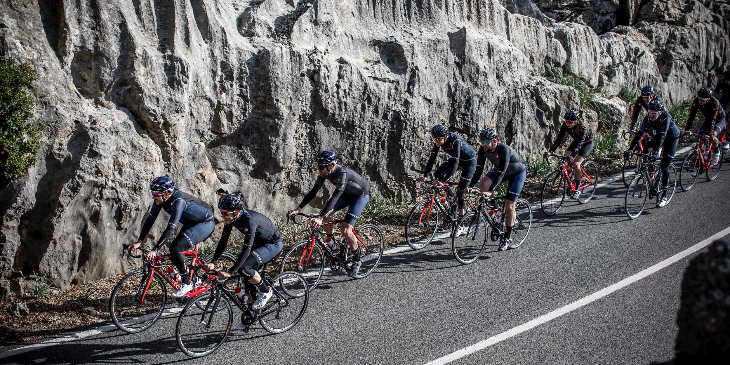 Castelli Aero Race 6.0 Jersey + Free Aero Race Bibs 4 2019 Castelli Aero Race 6.0 Jersey + Free Aero Race Bibs 4 2019