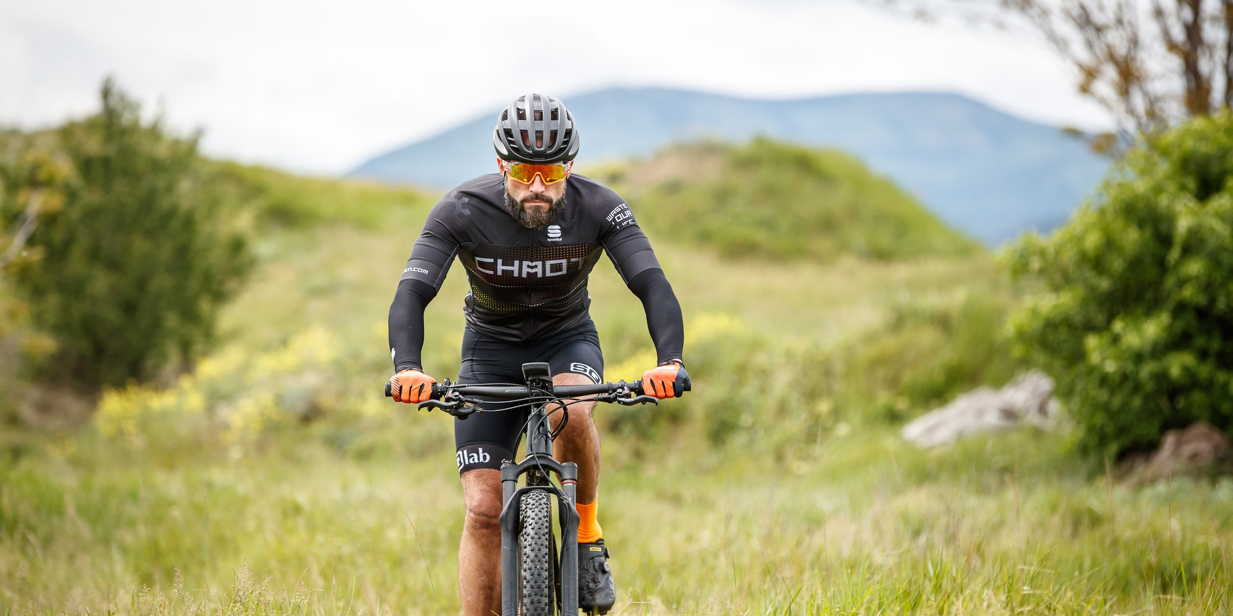 SQlab Shorts ONE11 & ONE12 und Sättel 611 & 612 Ergowave active Carbon SQlab Shorts ONE11 & ONE12 und Sättel 611 & 612 Ergowave active Carbon