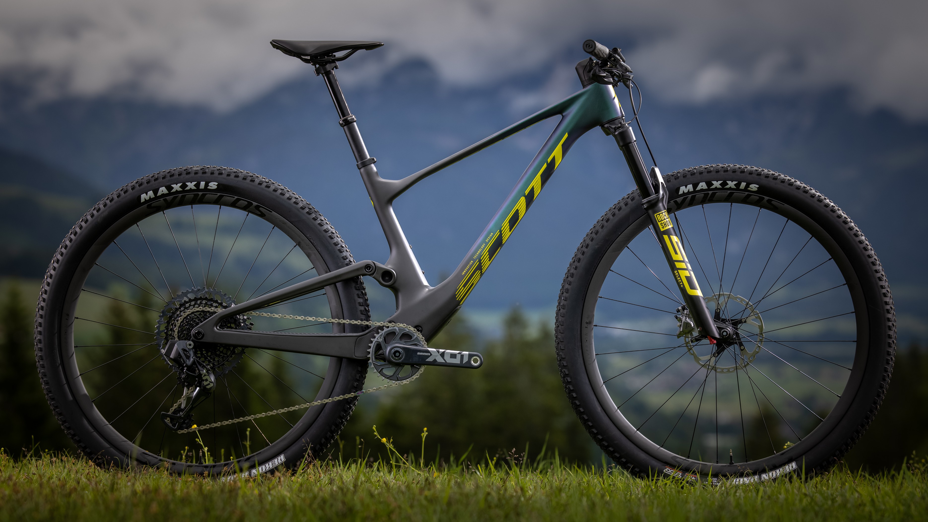 scott spark 700 ultimate 2018